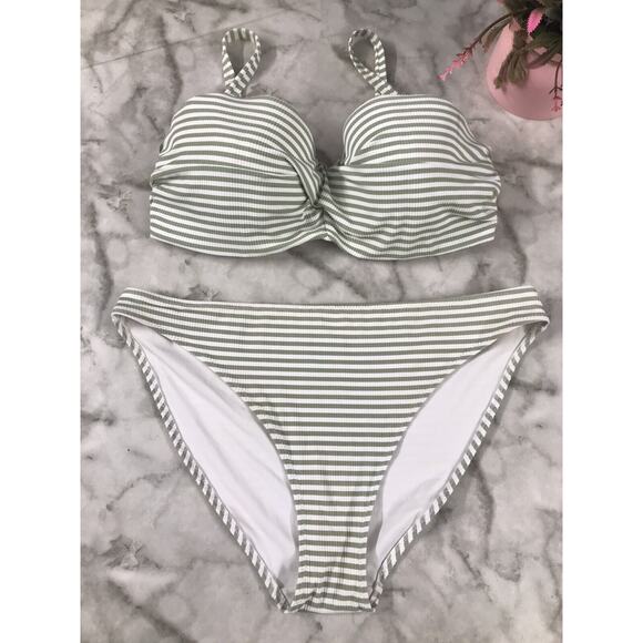 H&M Women's Size 10 Two Piece Bathing Swim Suit Swimsuit Bikini Lightly Padded - Picture 2 of 8